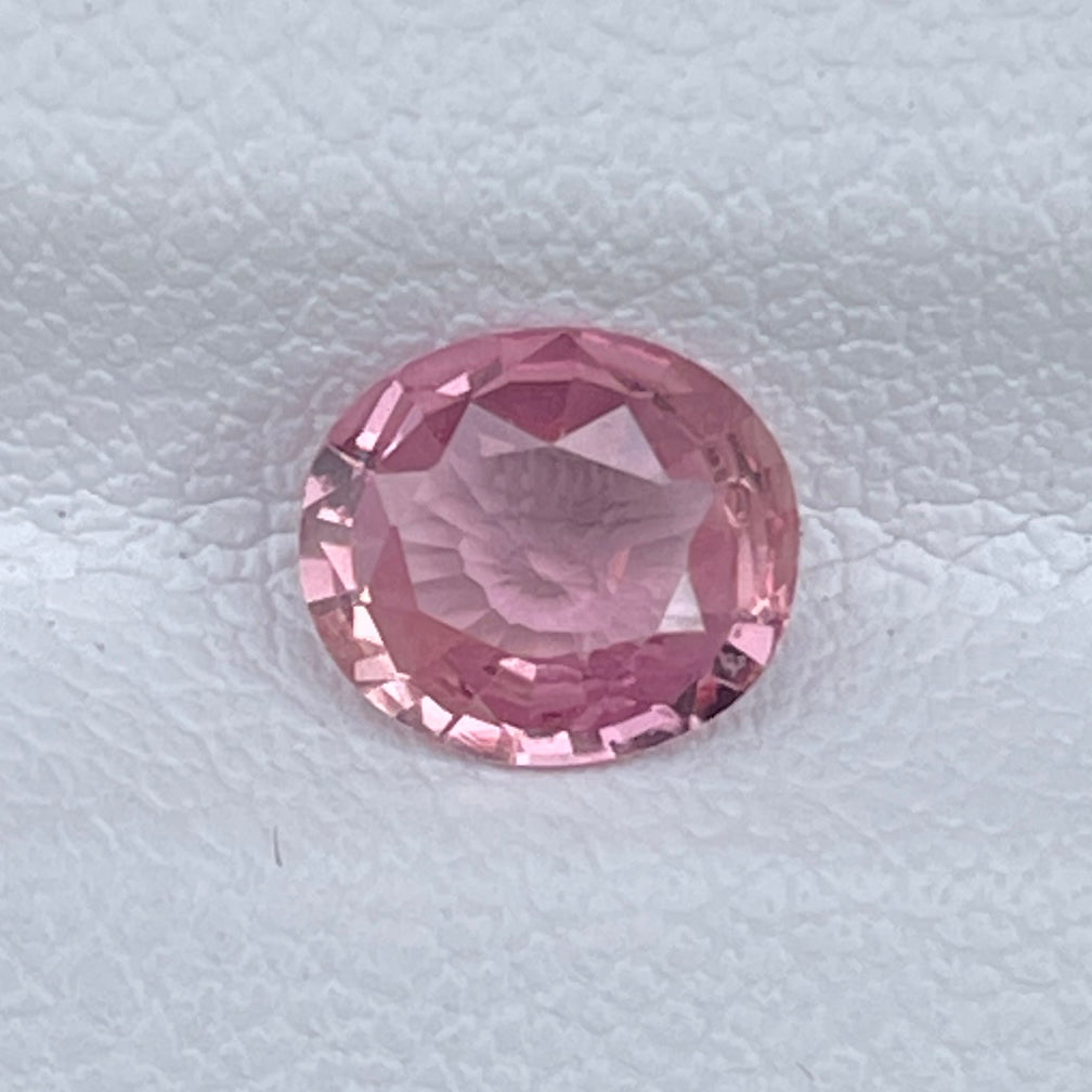 Certified 0.95 Cts Natural Padparadscha Sapphire Oval Gemstone Jewelry Ring