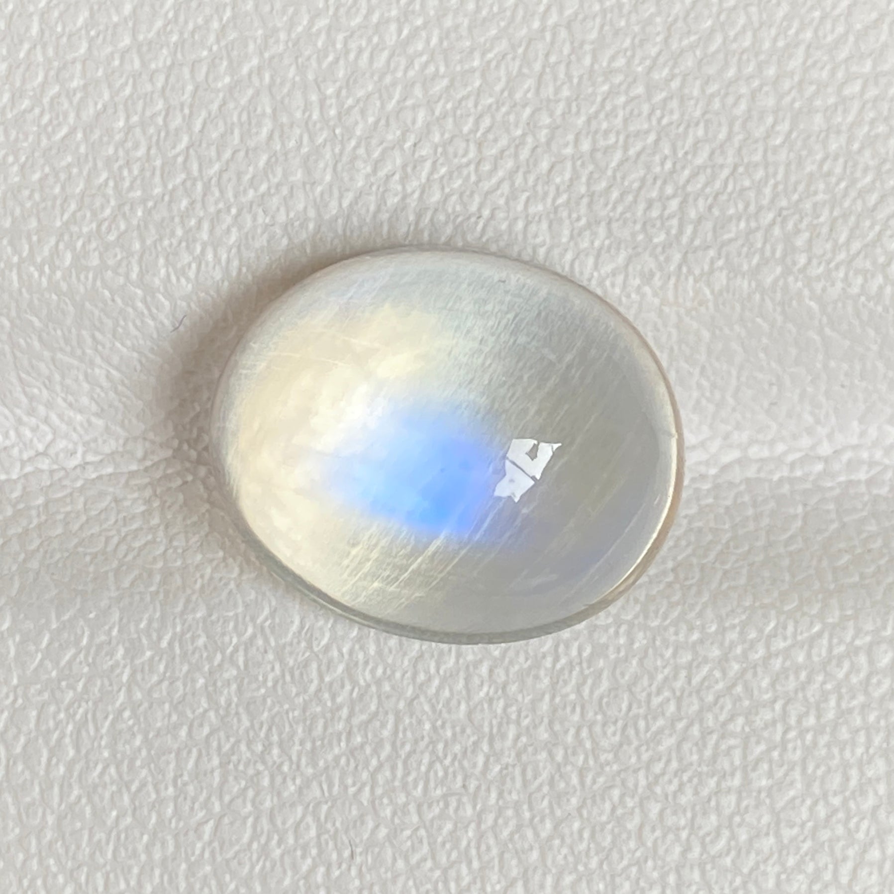 7.95 Cts Natural Moonstone Blue Sheen Oval Cut Gemstone Jewelry Collection