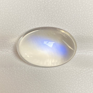 Natural Blue Sheen Moonstone 8.06 Cts Oval Gemstone Fashion Jewelry Making