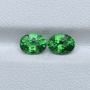 2.30 Cts Natural Green Tsavorite Matching Pair Oval Cut for Earrings or Ring