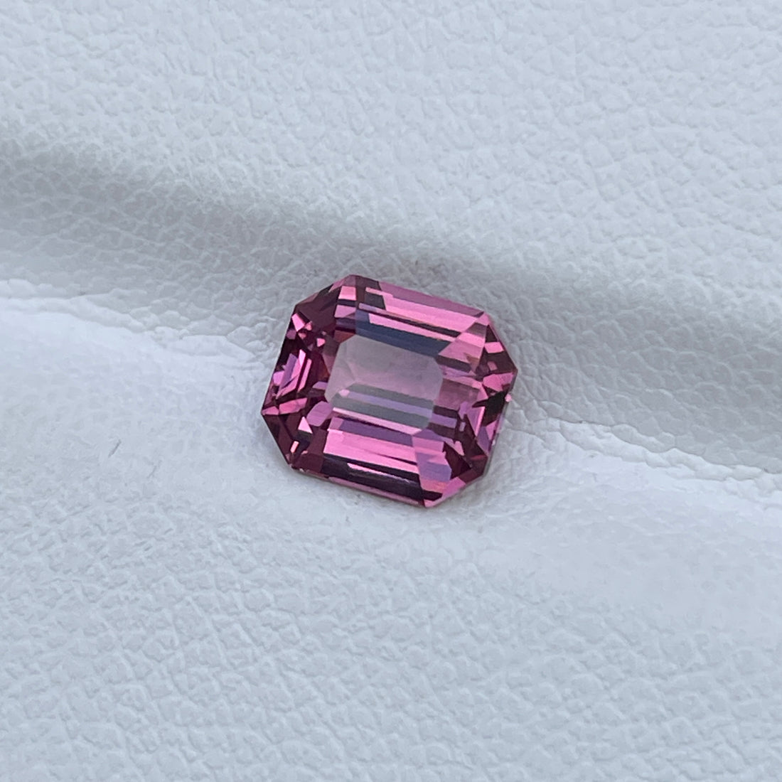 2.02 Ct Certified Spessartite Garnet Emerald Loose Stone for Fine Jewelry