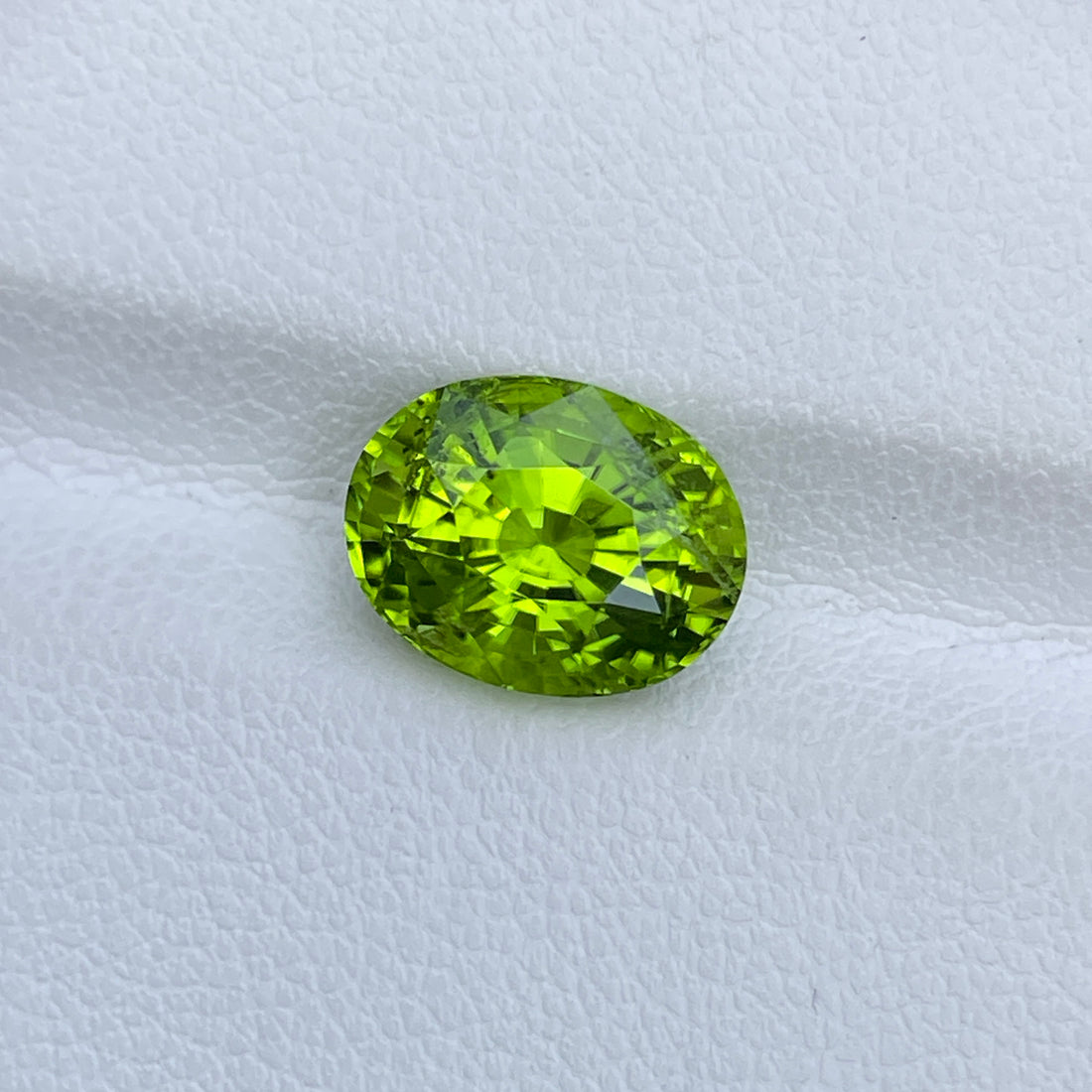 4.22 Cts Natural Peridot Oval Cut August Birthstone with Vibrant Energy