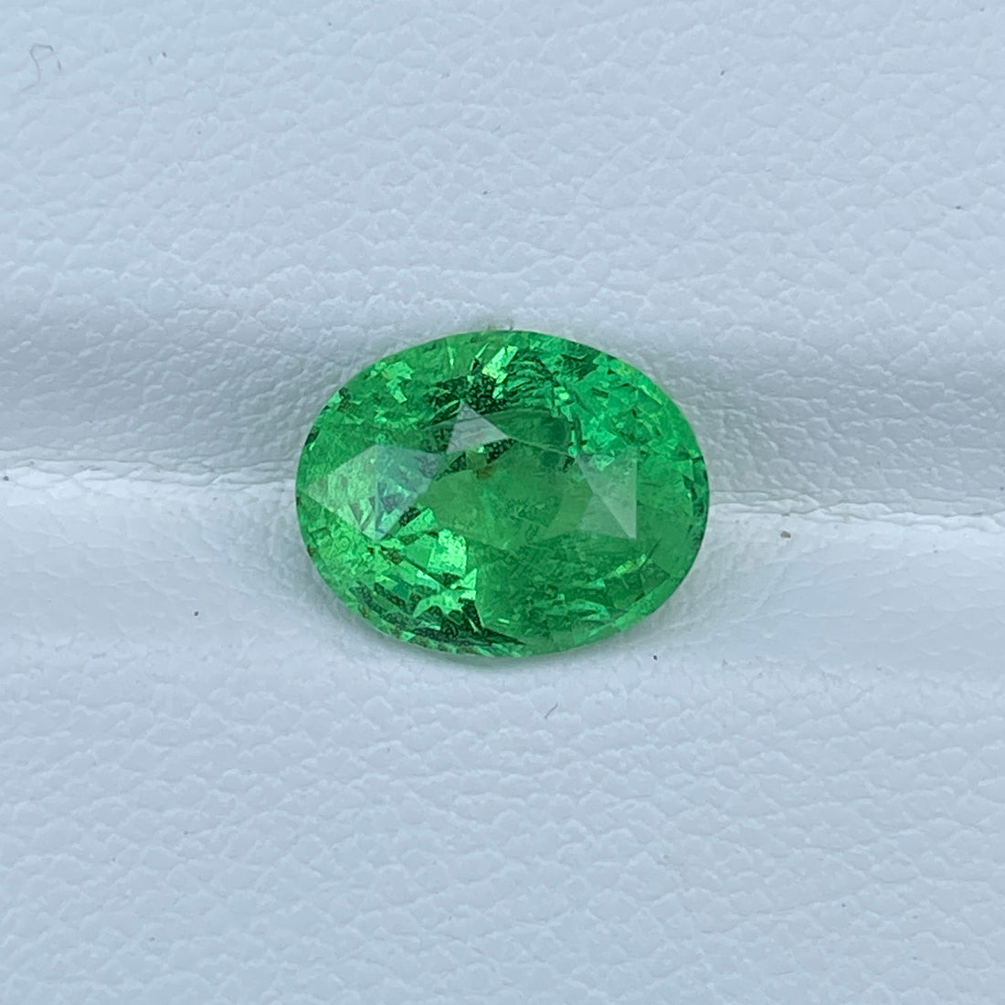 Natural Vivid Green Tsavorite 3.73 Cts Oval Cut Loose Gemstone Special Ring