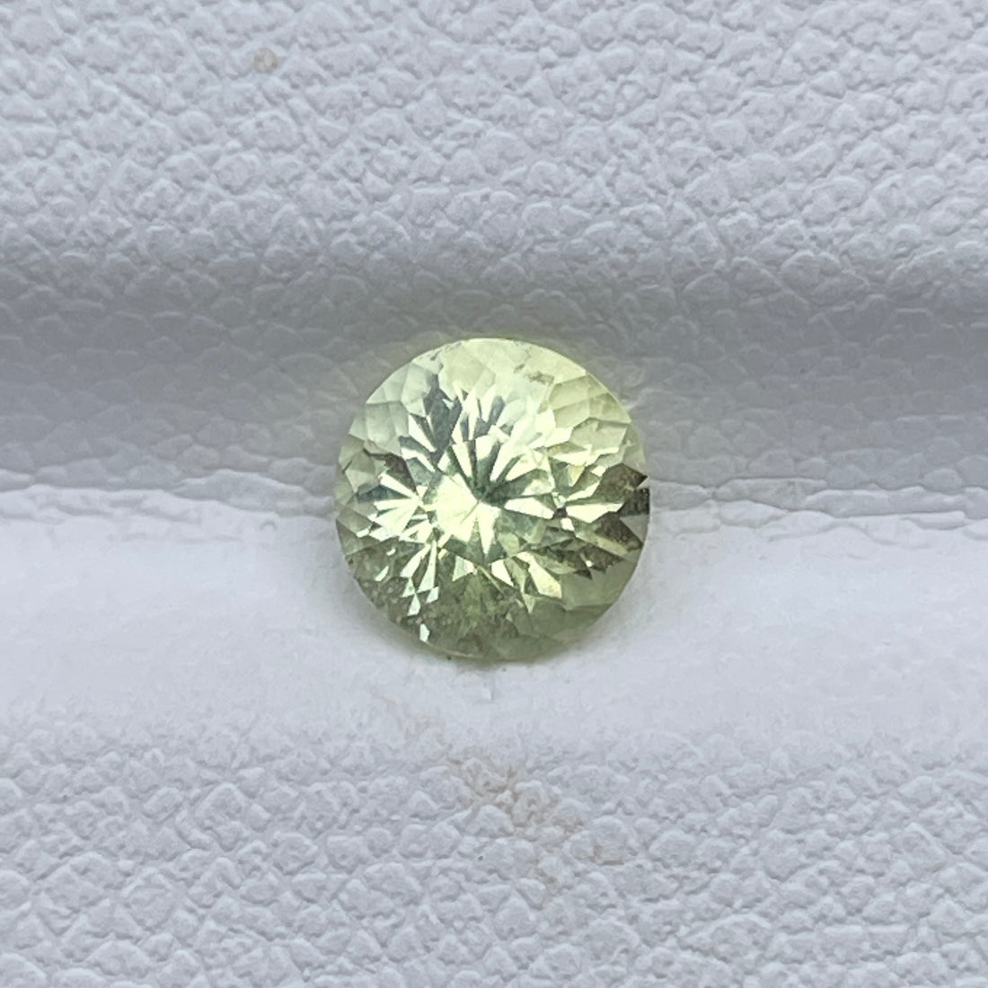 Natural Yellow Chrysoberyl 1.05 Cts Round Cut Jewelry Ring Gift Gemstone