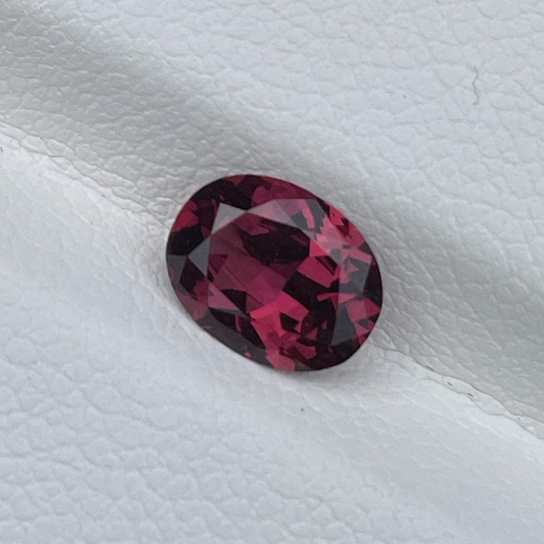 Natural Reddish Pink Garnet 1.17 Cts Oval Cut Jewelry Gift Loose Gemstone