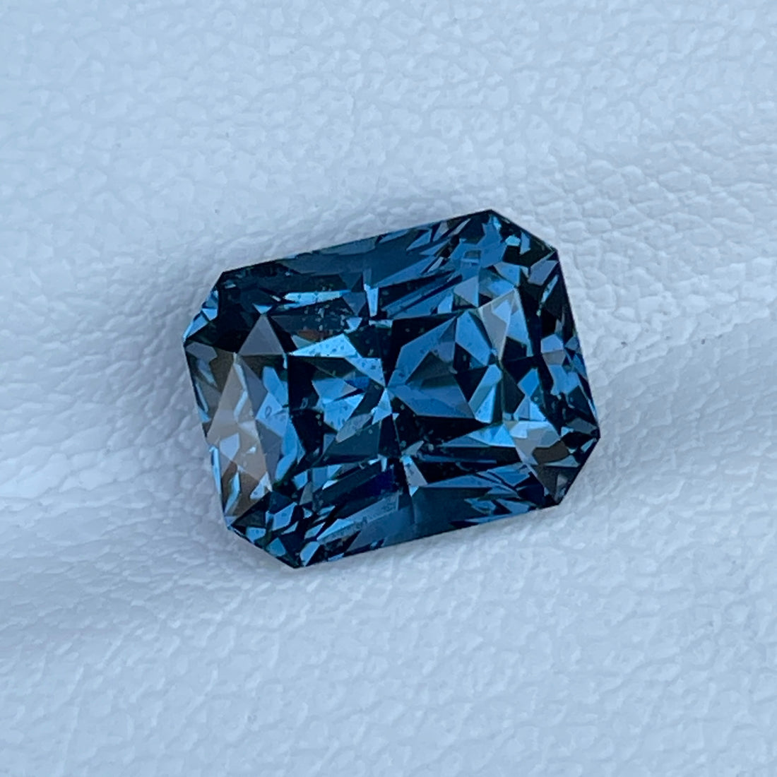 3.92 Cts Natural Blue Spinel Radiant Cut 9mm Gemstone Set Jewelry Ring Gift