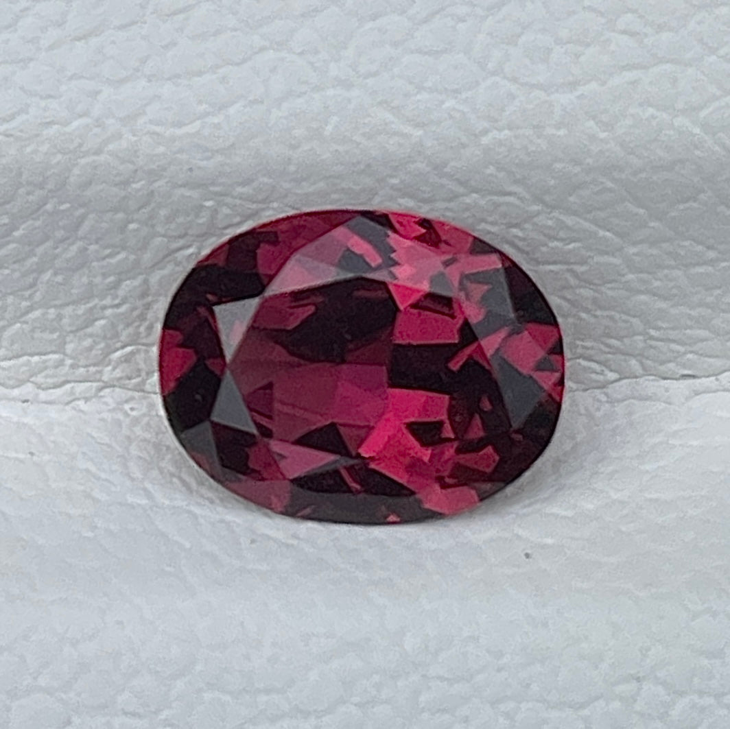 Natural Reddish Pink Garnet 1.17 Cts Oval Cut Jewelry Gift Loose Gemstone