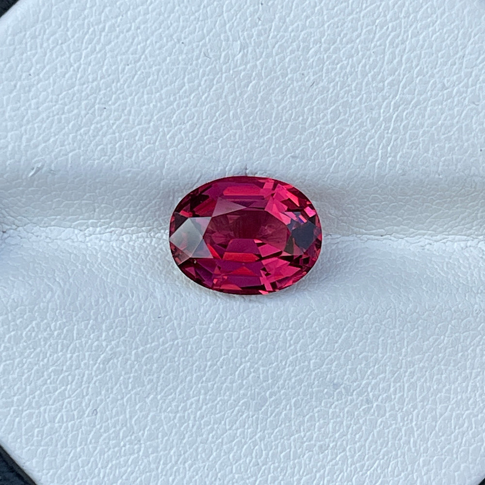 Natural Pink Garnet 4.32 Cts Oval Cut Sri Lanka Loose Gemstone